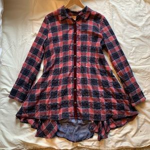 Soft surroundings button down tunic, plaid with paisley inset in back Large